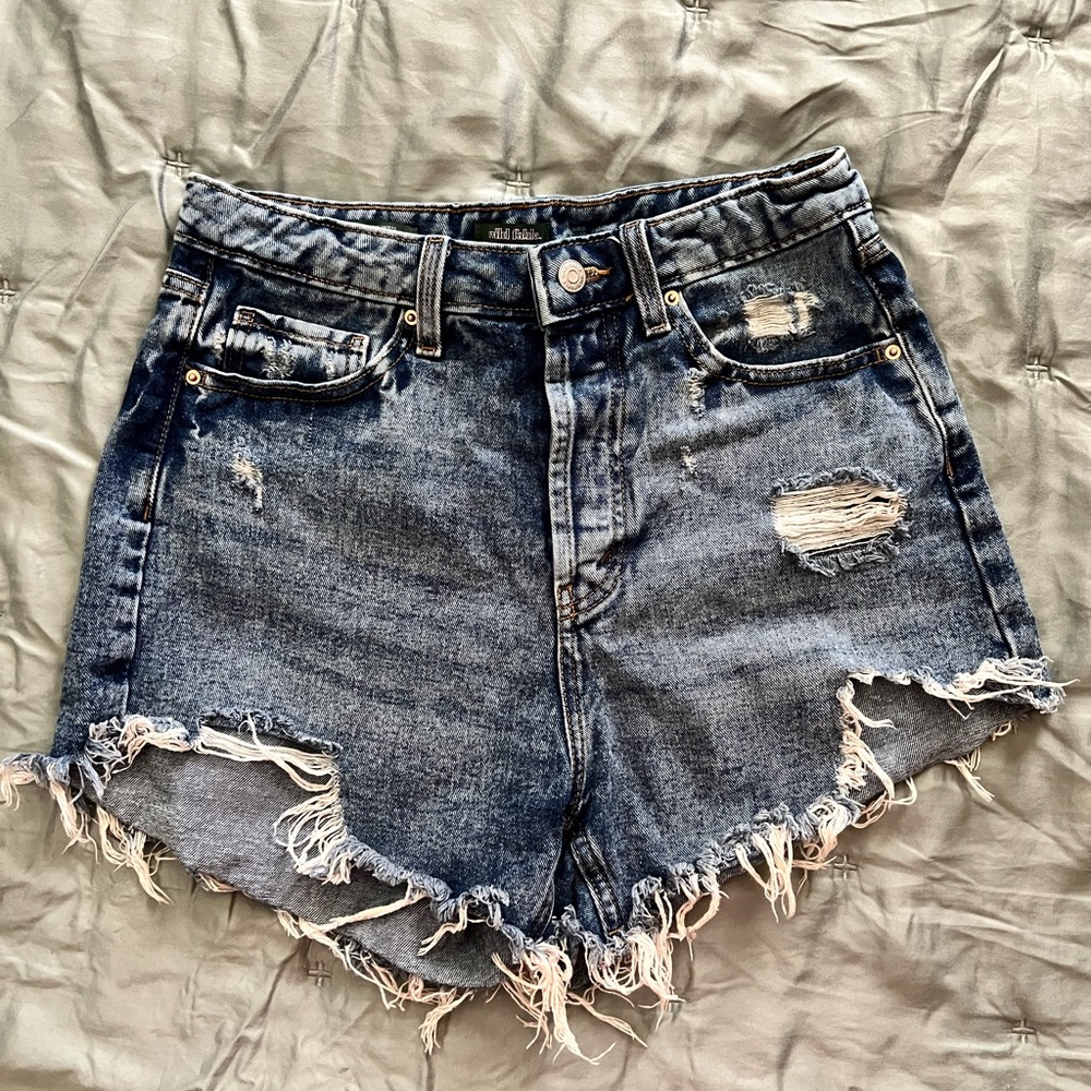 Wild Fable Distressed Denim High-Waisted Shorts Size 8